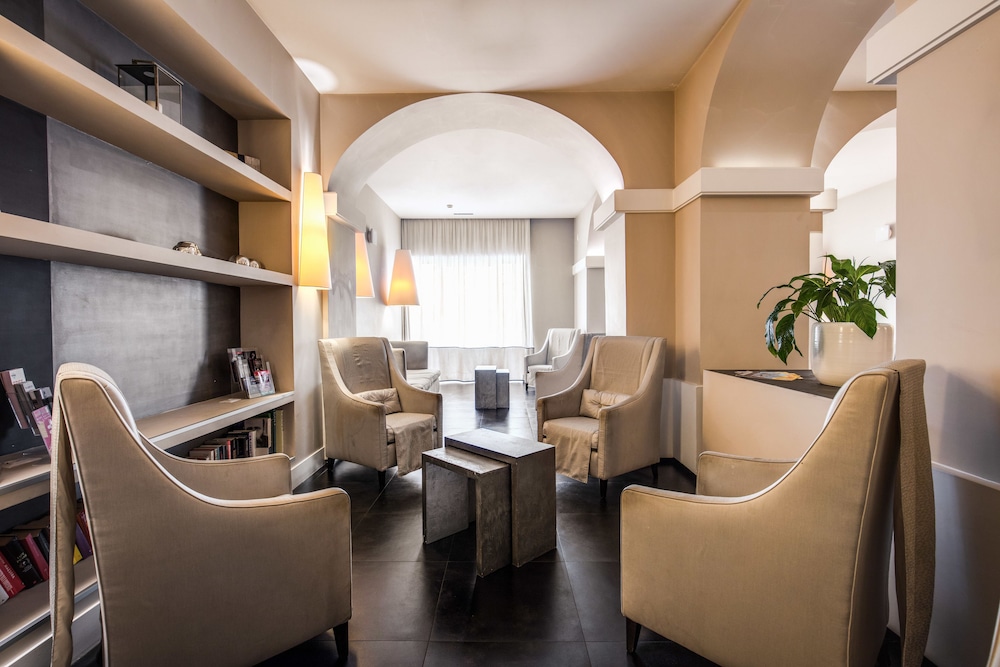Hotel Villafranca — Hotel building in Rome, Lazio