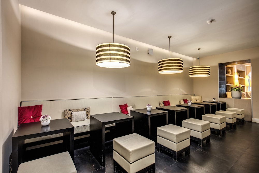 Hotel Villafranca — Restaurant & bars in Rome, Lazio