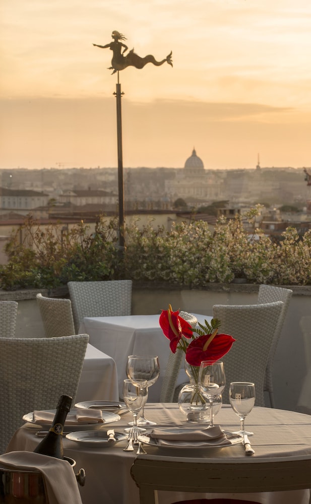 Bettoja Hotel Mediterraneo — Restaurant & bars in Rome, Lazio