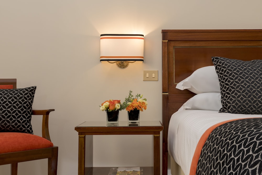 Bettoja Hotel Mediterraneo — Hotel rooms in Rome, Lazio