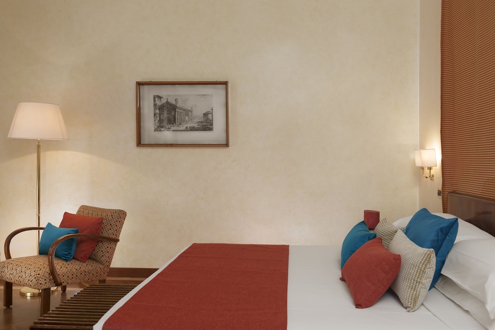 Bettoja Hotel Mediterraneo — Hotel rooms in Rome, Lazio
