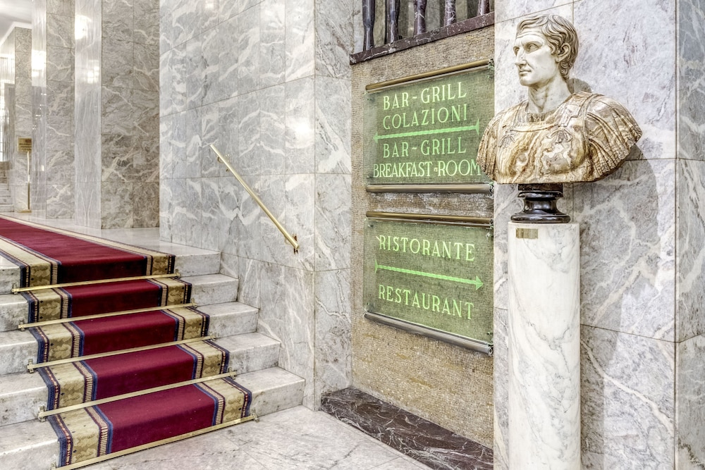 Bettoja Hotel Mediterraneo — Hotel building in Rome, Lazio