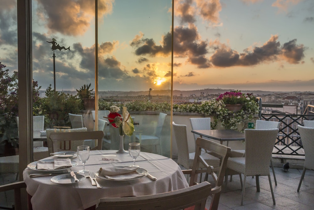 Bettoja Hotel Mediterraneo — Restaurant & bars in Rome, Lazio