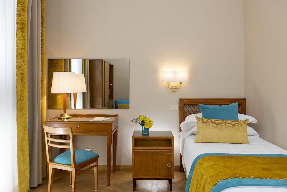 Bettoja Hotel Mediterraneo — Hotel rooms in Rome, Lazio