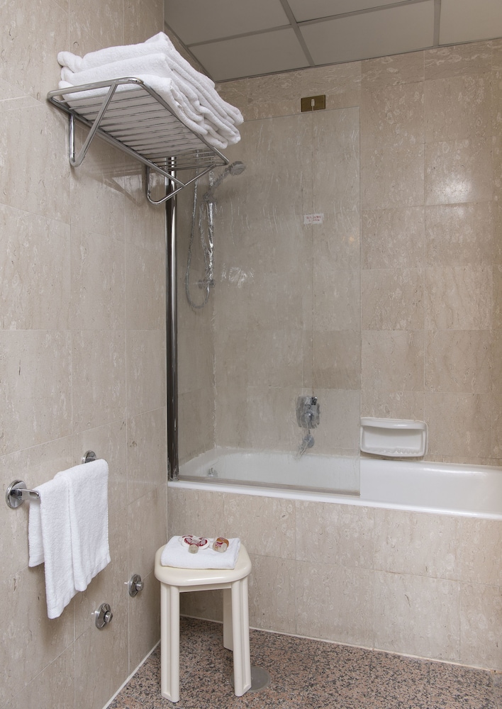 Bettoja Hotel Mediterraneo — Hotel rooms in Rome, Lazio