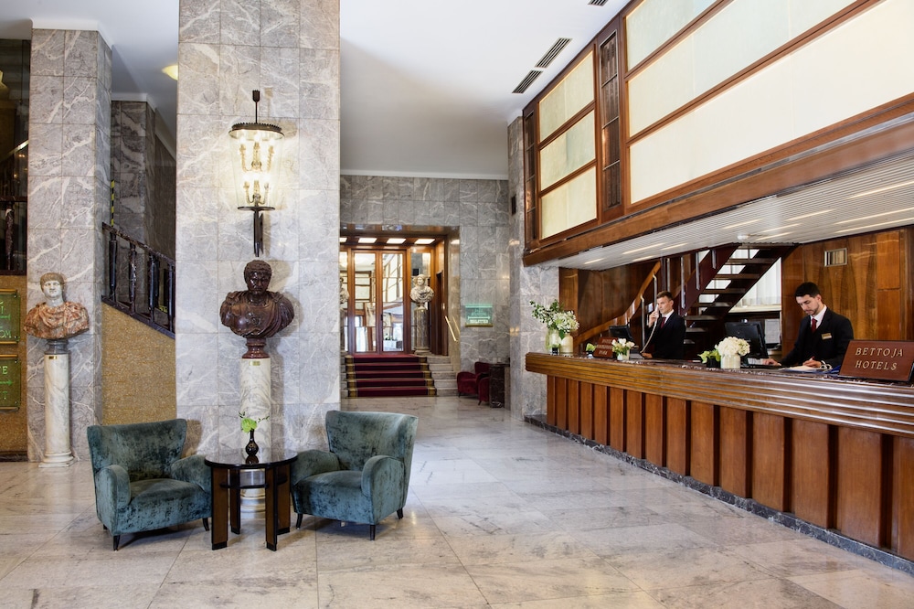 Bettoja Hotel Mediterraneo — Hotel building in Rome, Lazio