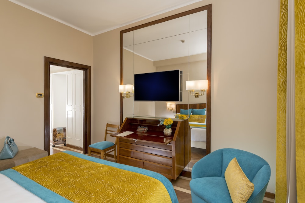 Bettoja Hotel Mediterraneo — Hotel rooms in Rome, Lazio