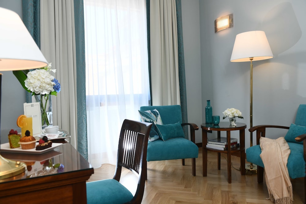 Bettoja Hotel Mediterraneo — Hotel rooms in Rome, Lazio