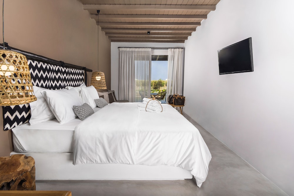 My Mykonos Boutique by Mr and Mrs White — Hotel rooms in Mykonos Town, South Aegean