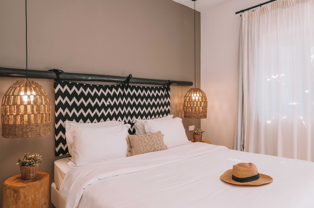 My Mykonos Boutique by Mr and Mrs White — Hotel rooms in Mykonos Town, South Aegean