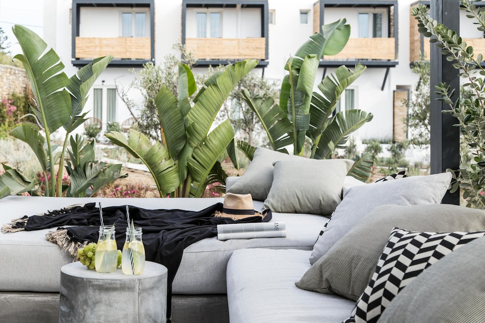 My Mykonos Boutique by Mr and Mrs White — Hotel building in Mykonos Town, South Aegean
