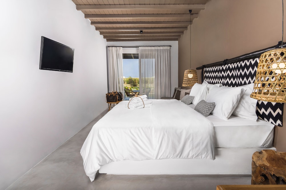 My Mykonos Boutique by Mr and Mrs White — Hotel rooms in Mykonos Town, South Aegean