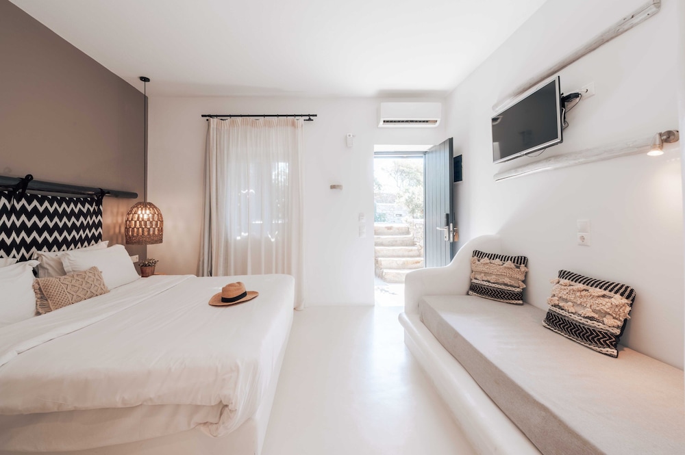 My Mykonos Boutique by Mr and Mrs White — Hotel rooms in Mykonos Town, South Aegean