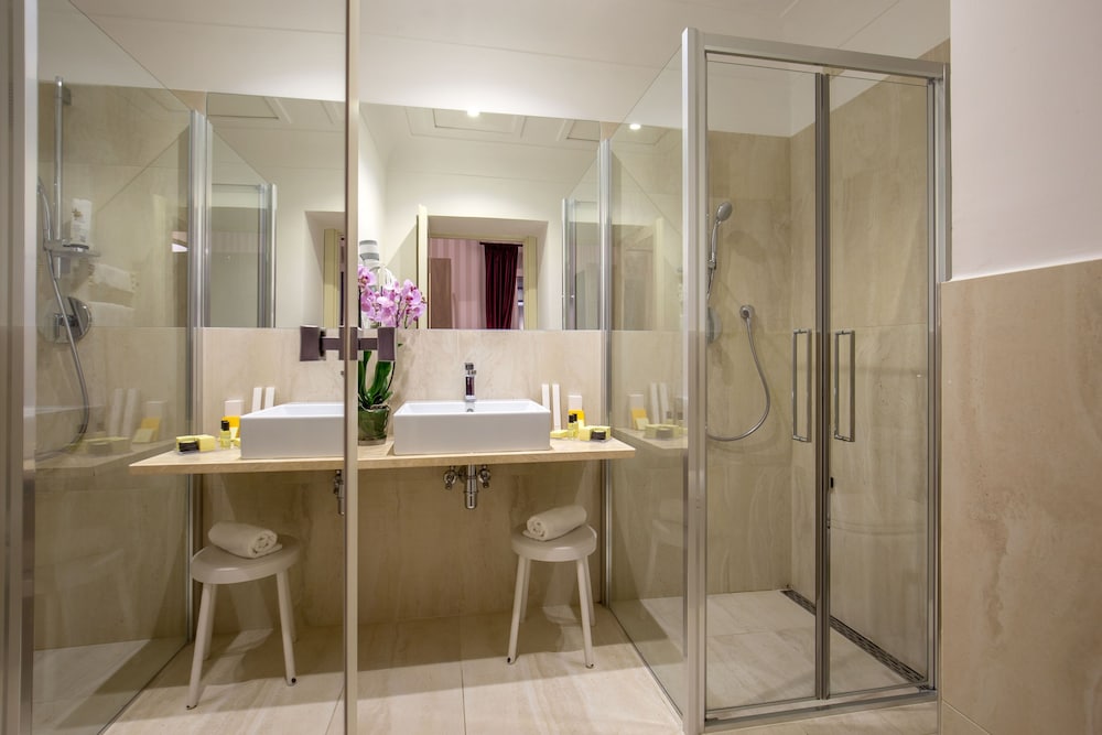 Hotel Nord Nuova Roma — Hotel rooms in Rome, Lazio