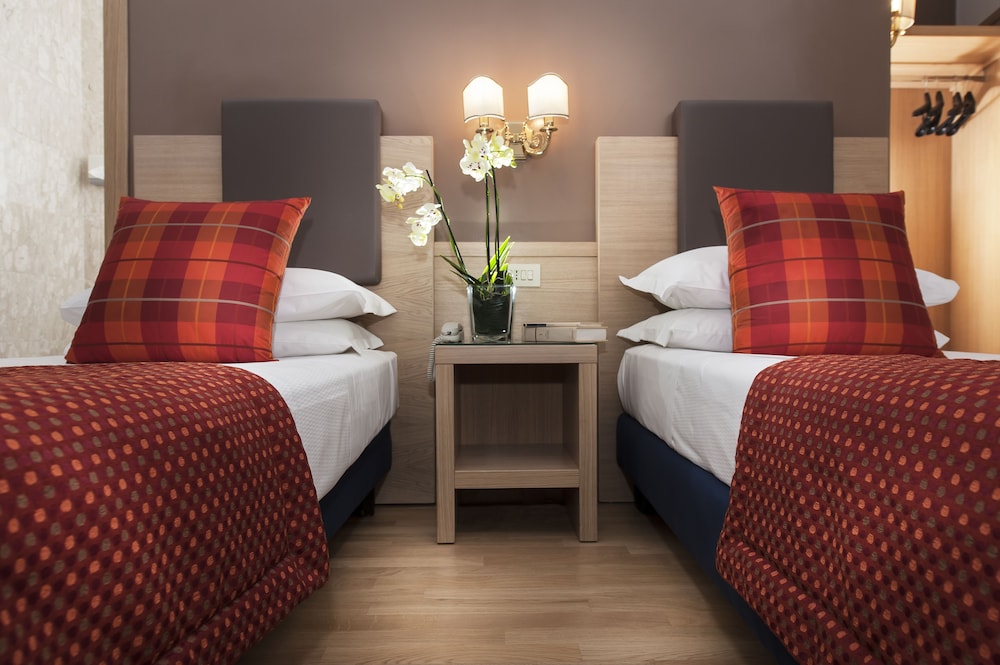 Hotel Nord Nuova Roma — Hotel rooms in Rome, Lazio