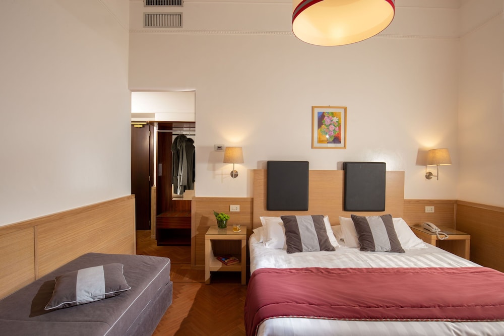 Hotel Nord Nuova Roma — Hotel rooms in Rome, Lazio