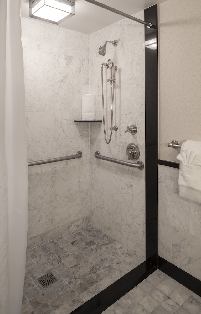 The Manhattan Club — Hotel rooms in New York City, New York State