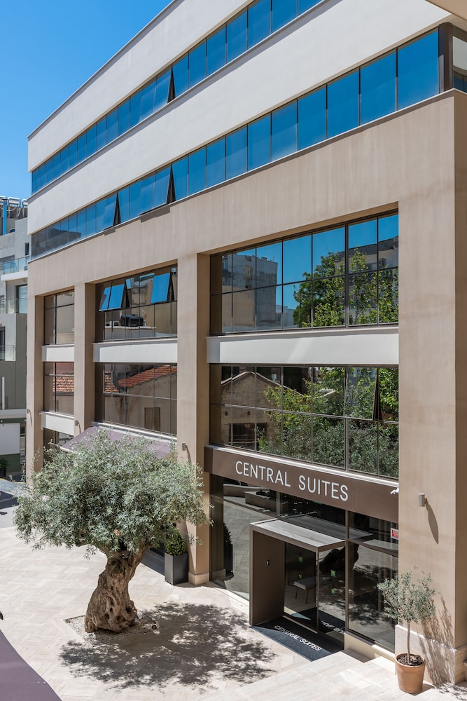Ibis Styles Heraklion Central — Hotel building in Heraklion
