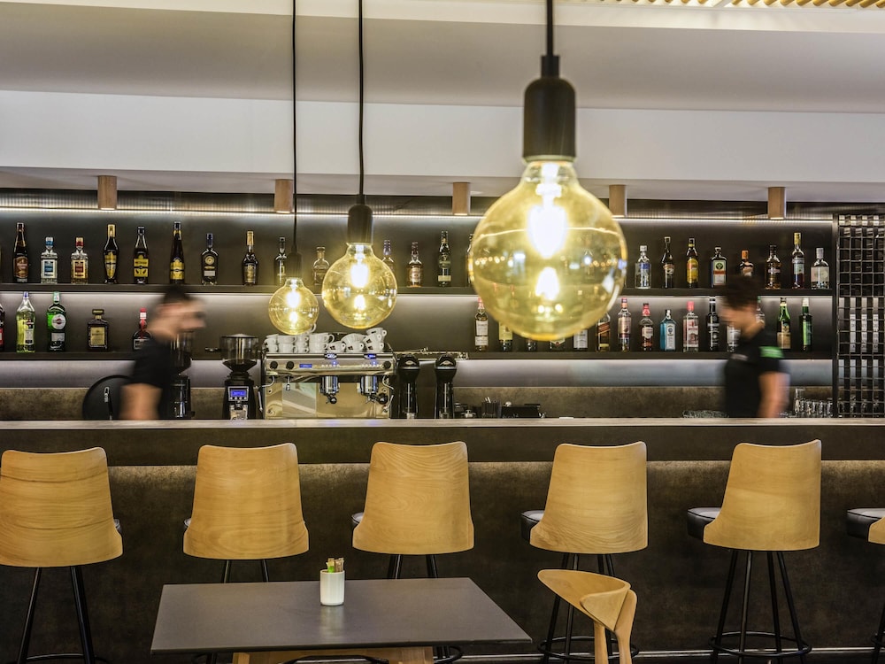 Ibis Styles Heraklion Central — Restaurant & bars in Heraklion