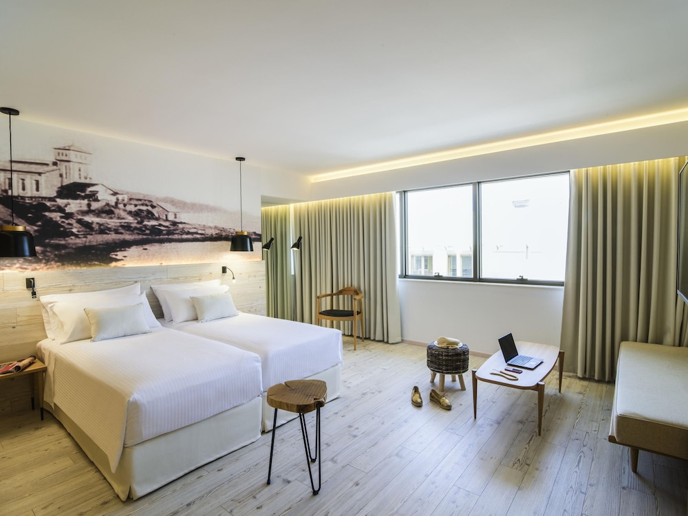 Ibis Styles Heraklion Central — Hotel rooms in Heraklion