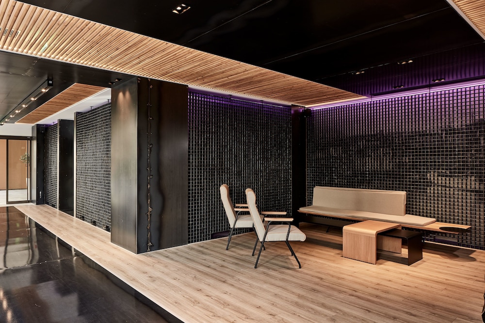 Ibis Styles Heraklion Central — Spa in Heraklion