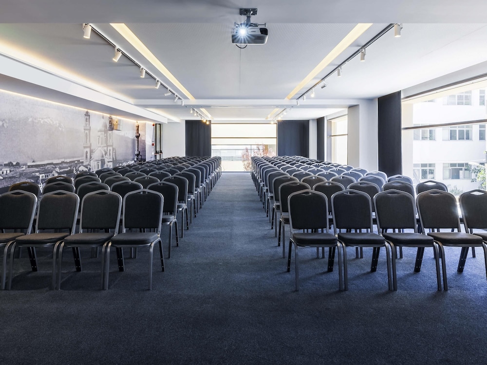 Ibis Styles Heraklion Central — Hotel building in Heraklion