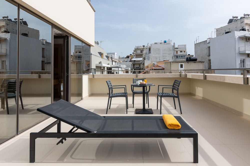 Ibis Styles Heraklion Central — Hotel building in Heraklion