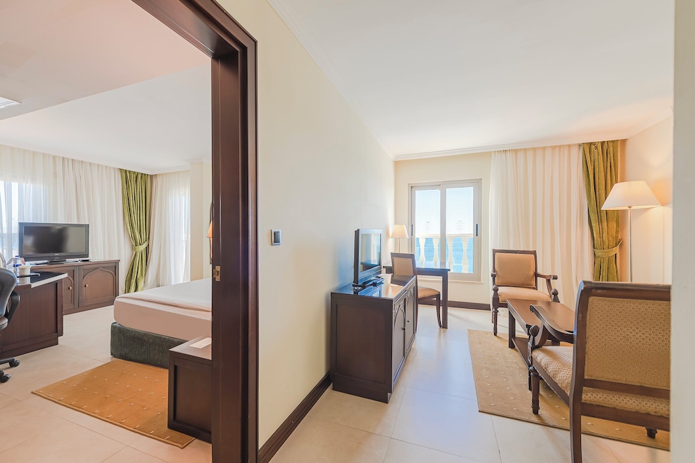 Crowne Plaza Hotel Antalya by IHG — Hotel rooms in Antalya