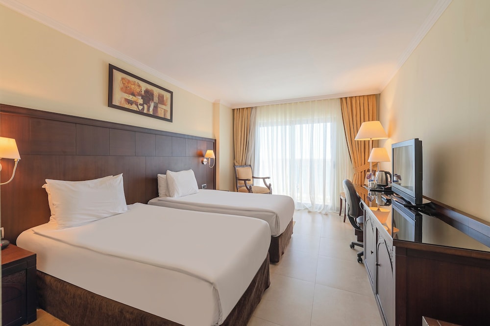 Crowne Plaza Hotel Antalya by IHG — Hotel rooms in Antalya