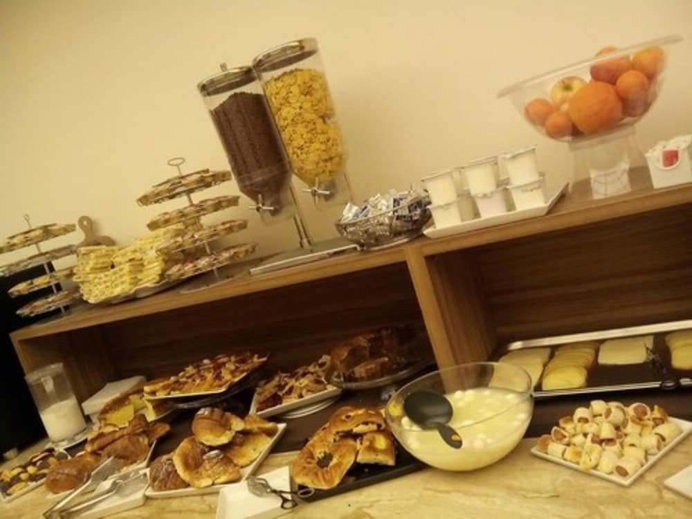 Hotel California — Restaurant & bars in Rome, Lazio