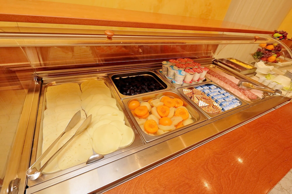 Hotel Camelia — Restaurant & bars in Rome, Lazio