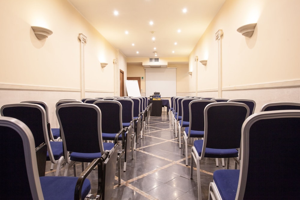Hotel Camelia — Hotel building in Rome, Lazio