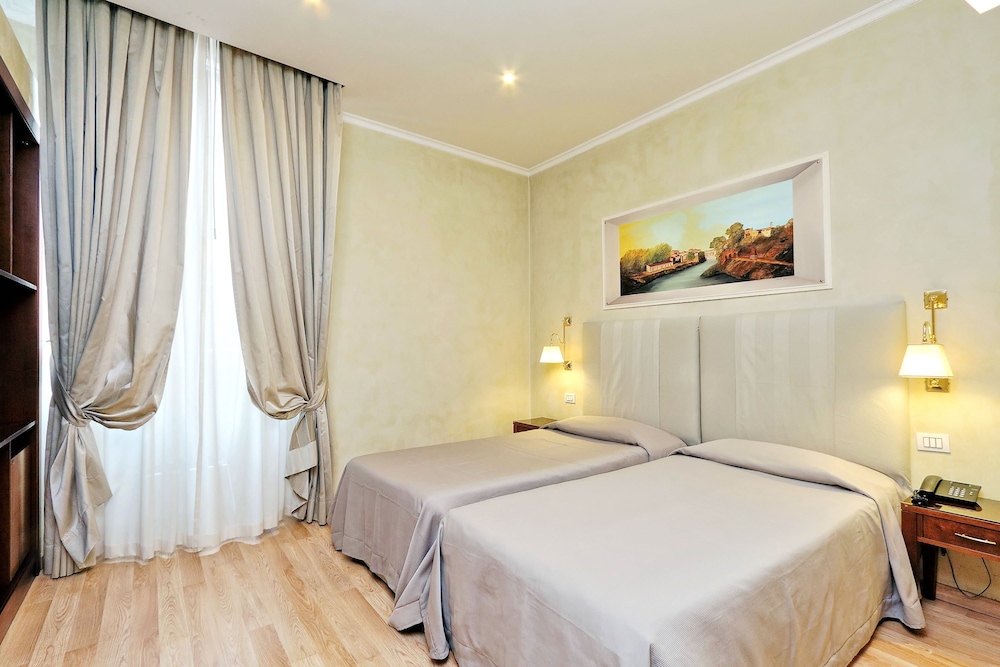Hotel Camelia — Hotel rooms in Rome, Lazio