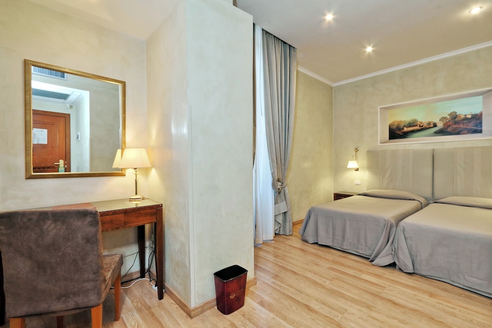 Hotel Camelia — Hotel rooms in Rome, Lazio