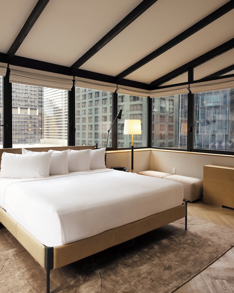 Aura Hotel Times Square — Hotel rooms in New York City, New York State
