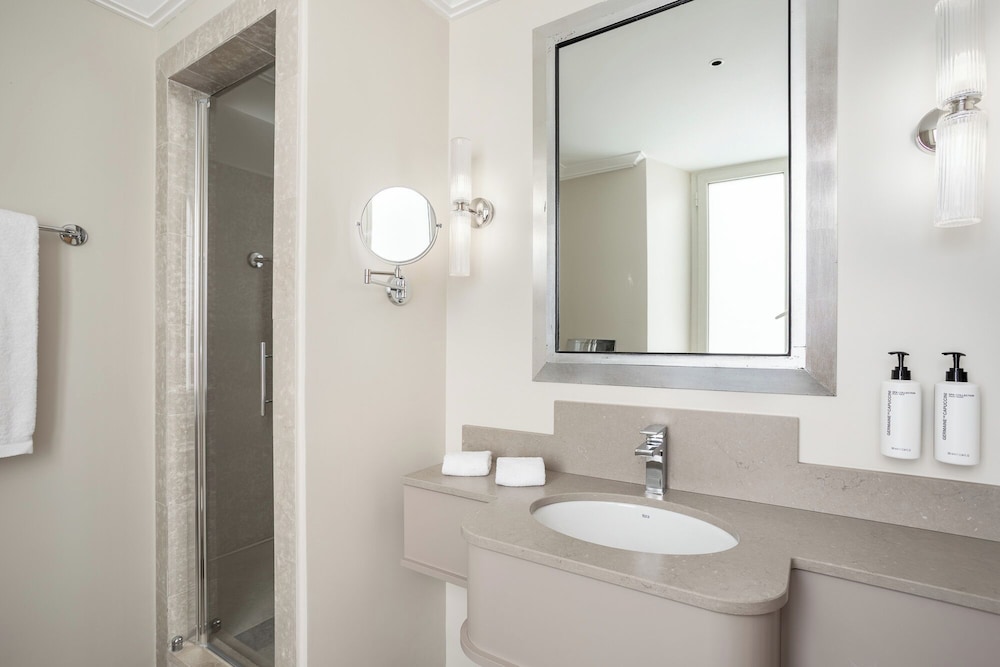 Room Mate Collection Mia, Rome Colosseum — Hotel rooms in Rome, Lazio