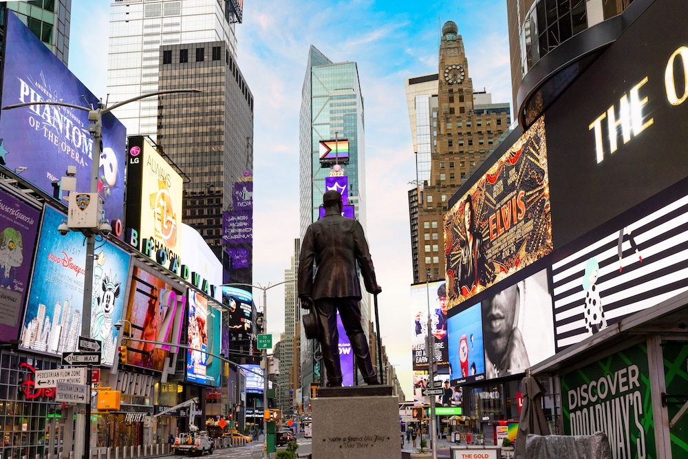 Millennium Hotel Broadway Times Square — Attractions in the area in New York City, New York State