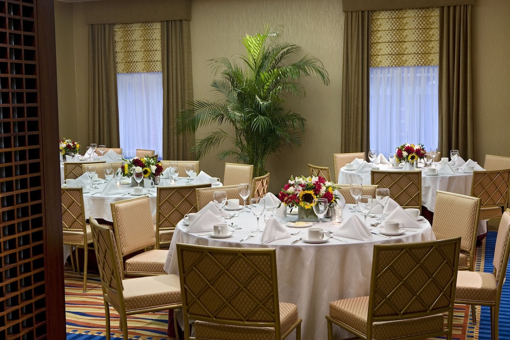 Millennium Hotel Broadway Times Square — Restaurant & bars in New York City, New York State