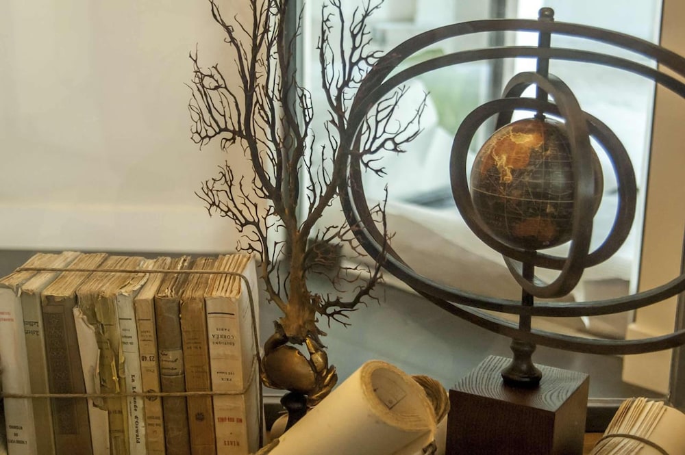 Hotel Caravel — Hotel rooms in Rome, Lazio