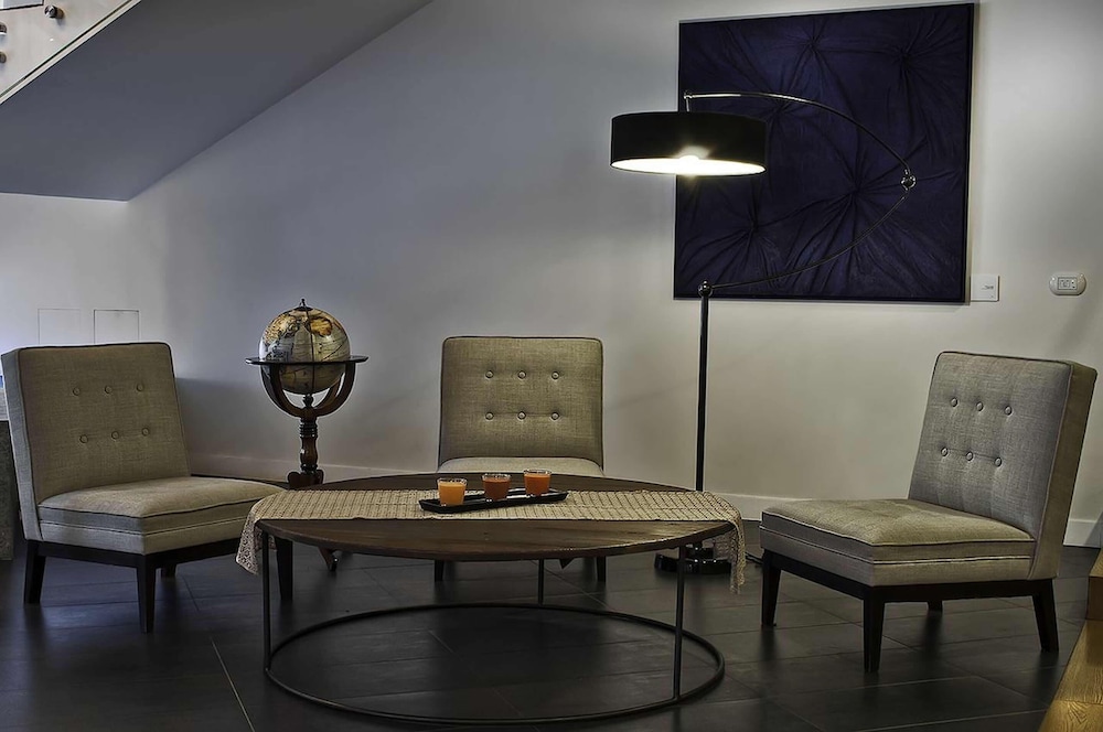 Hotel Caravel — Hotel rooms in Rome, Lazio