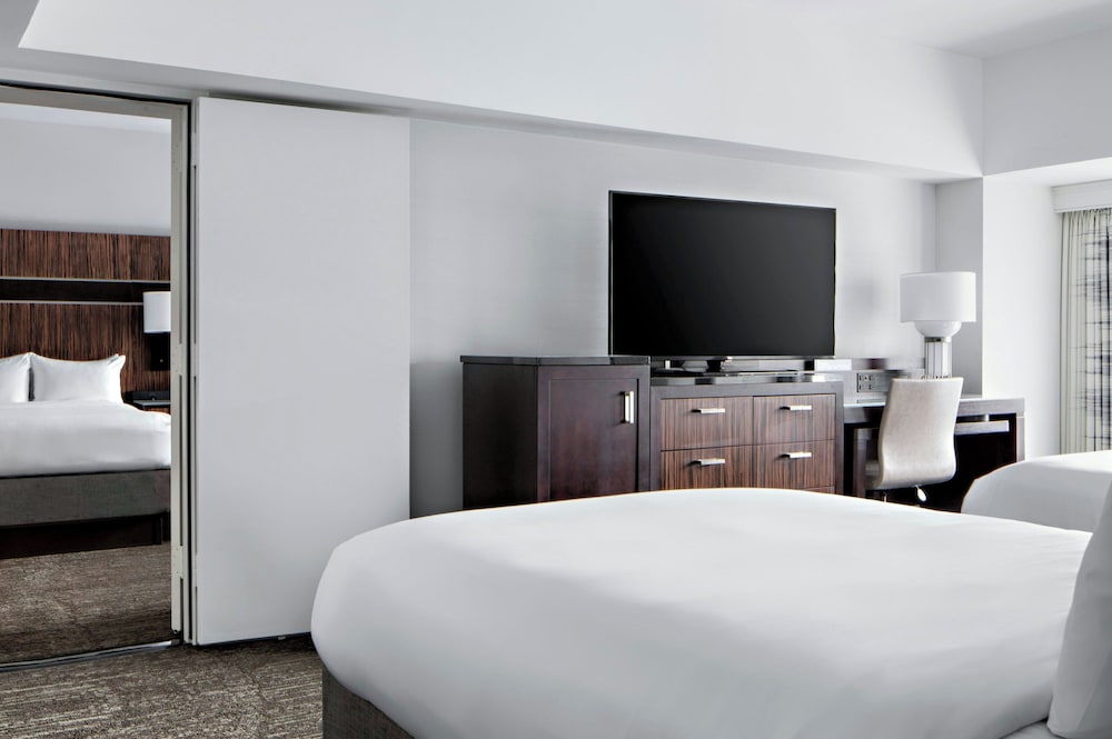 New York Marriott Marquis — Hotel rooms in New York City, New York State