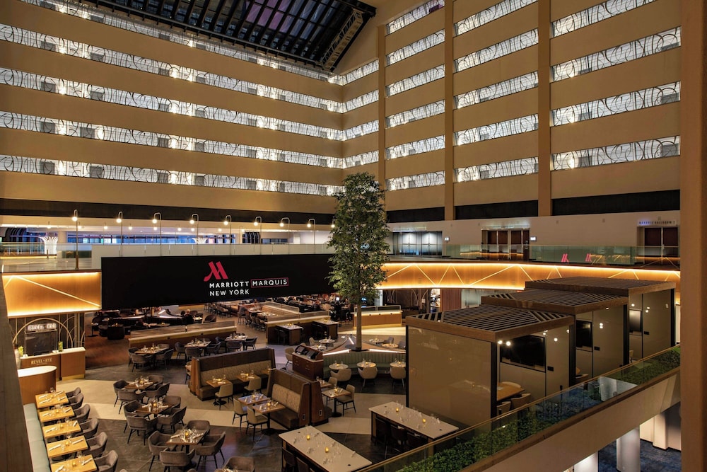 New York Marriott Marquis — Hotel building in New York City, New York State