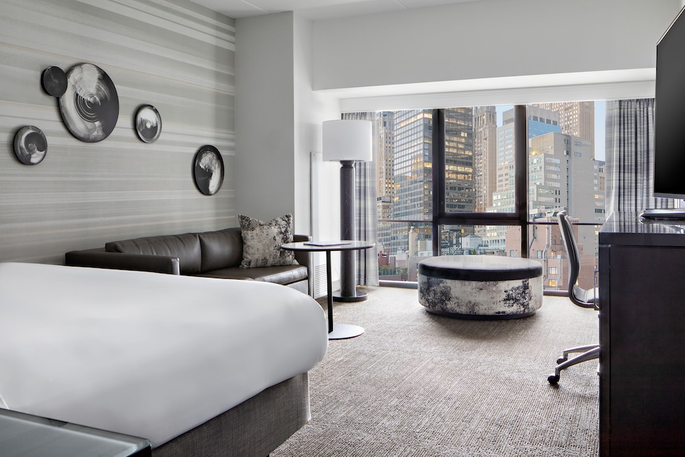 New York Marriott Marquis — Hotel rooms in New York City, New York State