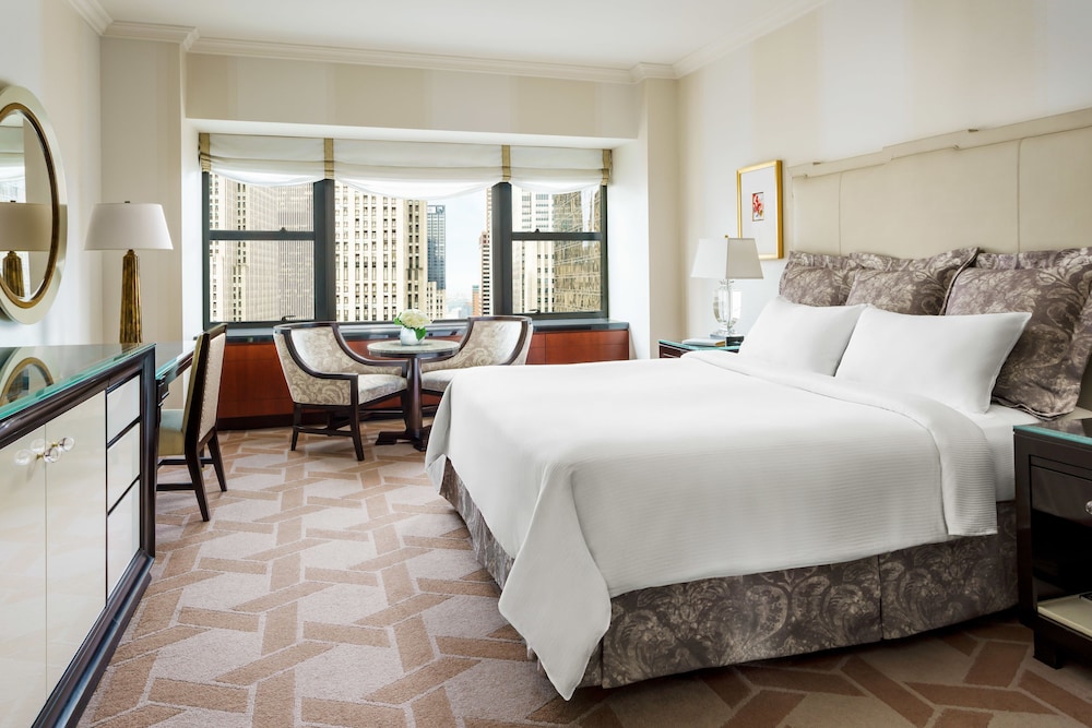 Lotte New York Palace — Hotel rooms in New York City, New York State