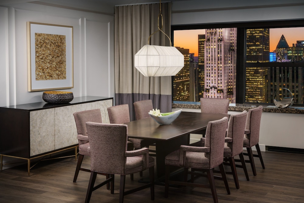Lotte New York Palace — Hotel rooms in New York City, New York State