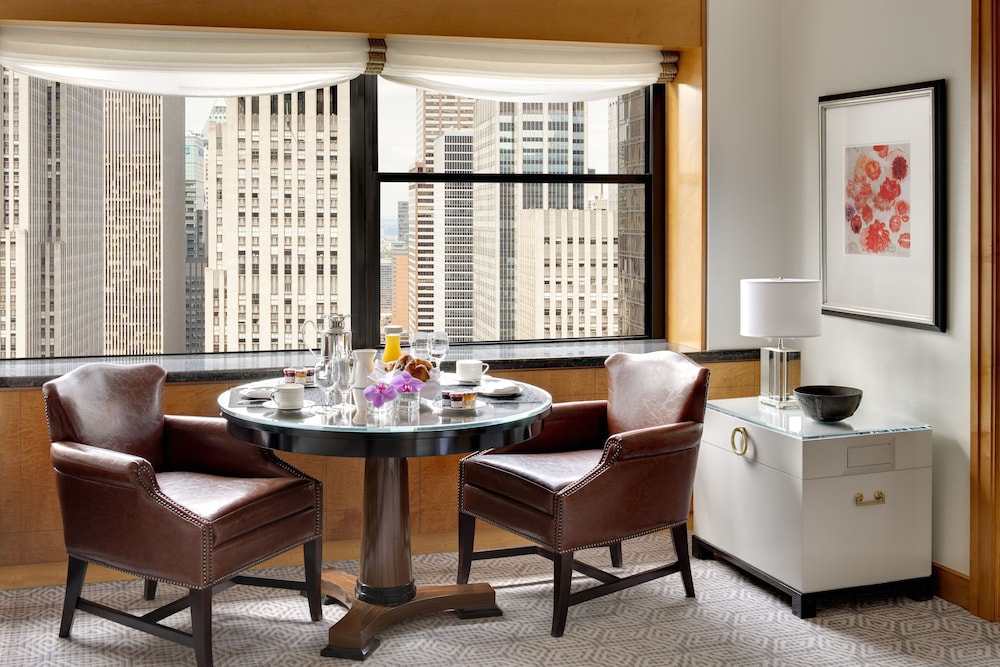 Lotte New York Palace — Hotel rooms in New York City, New York State