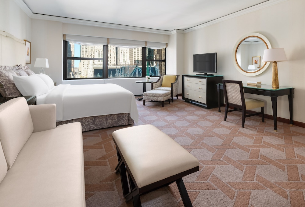 Lotte New York Palace — Hotel rooms in New York City, New York State
