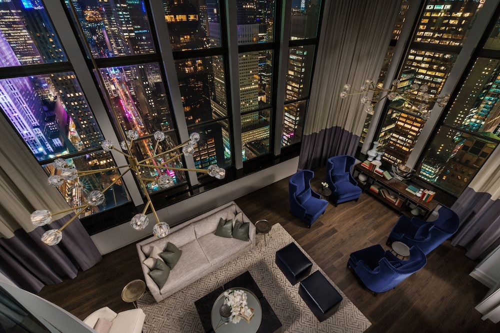 Lotte New York Palace — Hotel rooms in New York City, New York State