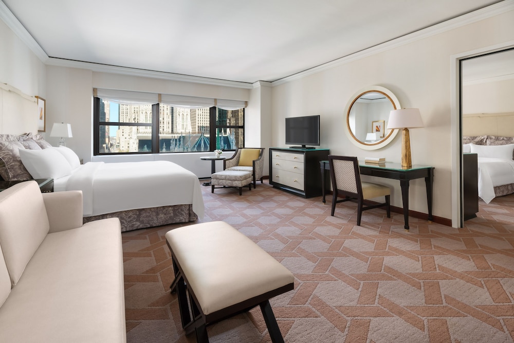 Lotte New York Palace — Hotel rooms in New York City, New York State