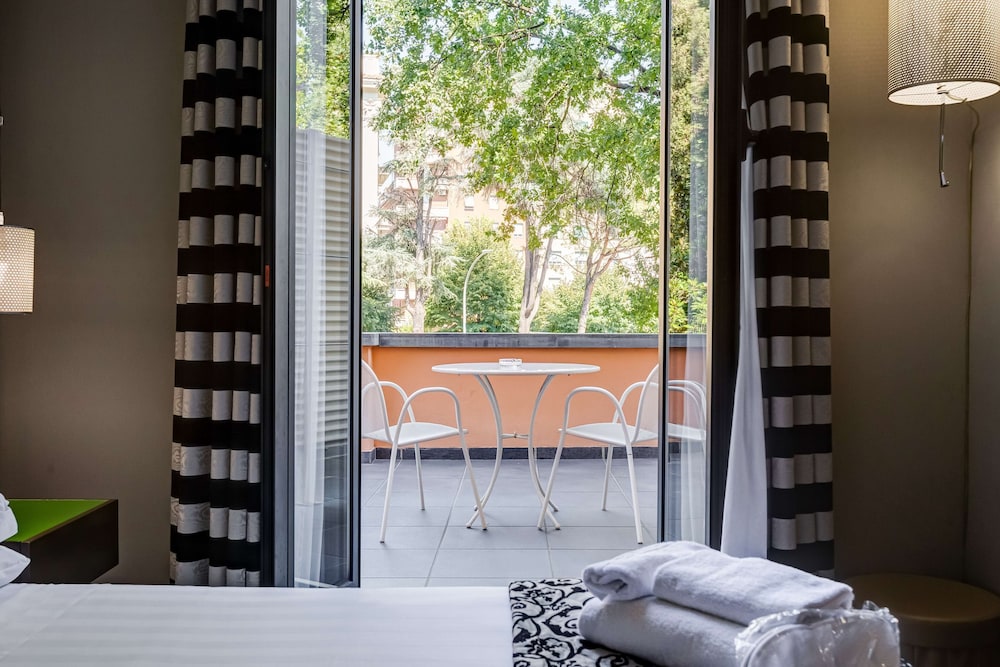 Best Western Cinemusic Hotel — Hotel rooms in Rome, Lazio